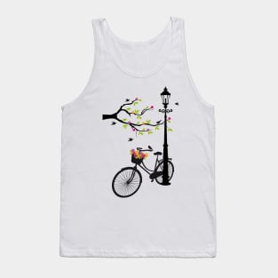 Old bicycle with lamp, flower basket, birds, tree Tank Top